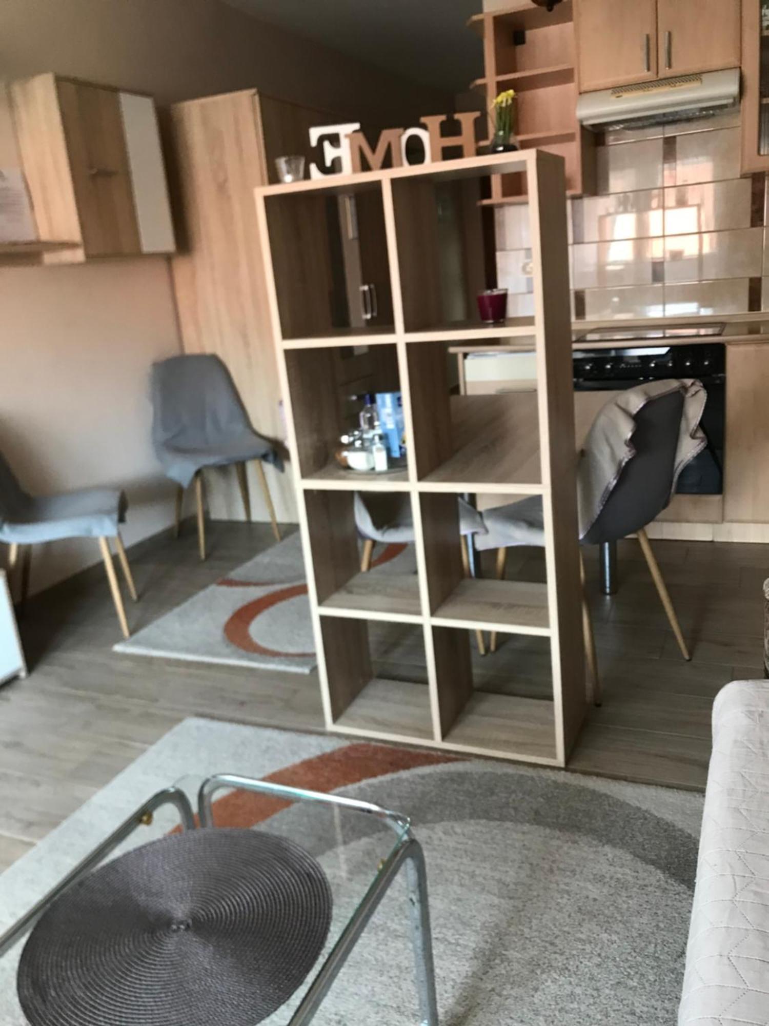 Dom Square-Centrum-Free Parking Apartment Szeged Ngoại thất bức ảnh
